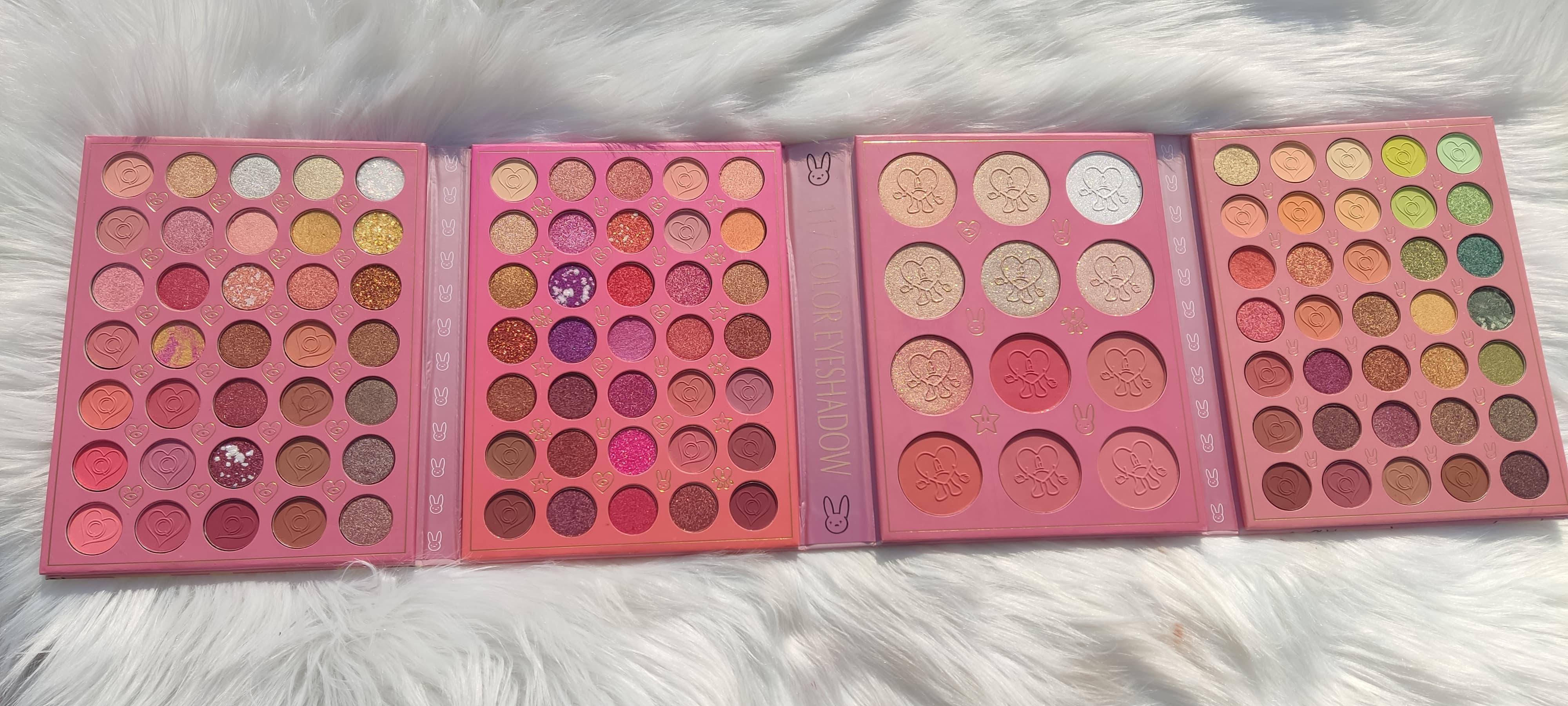 BAD BUNNY Eyeshadow Palette