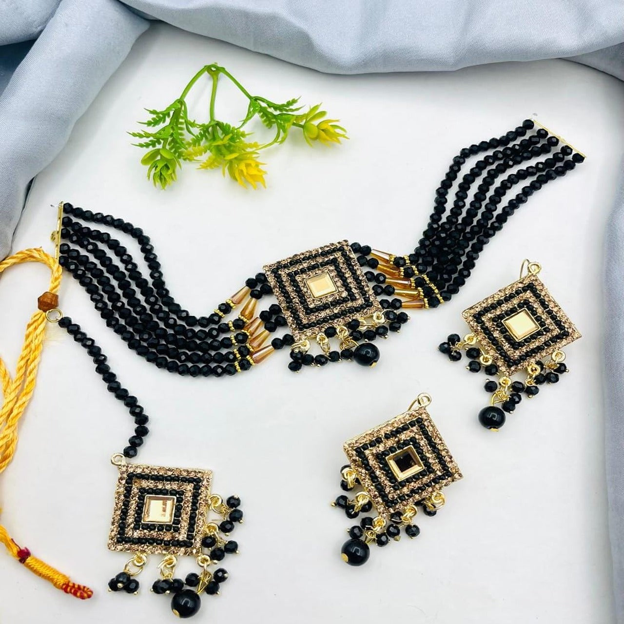 Elegant Choker Set