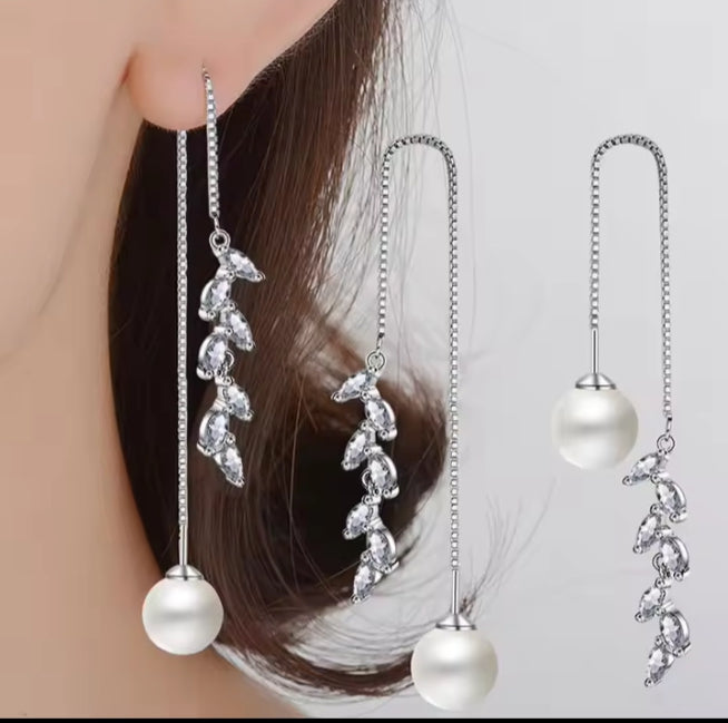 Sui Dhaga Earrings Zarcon