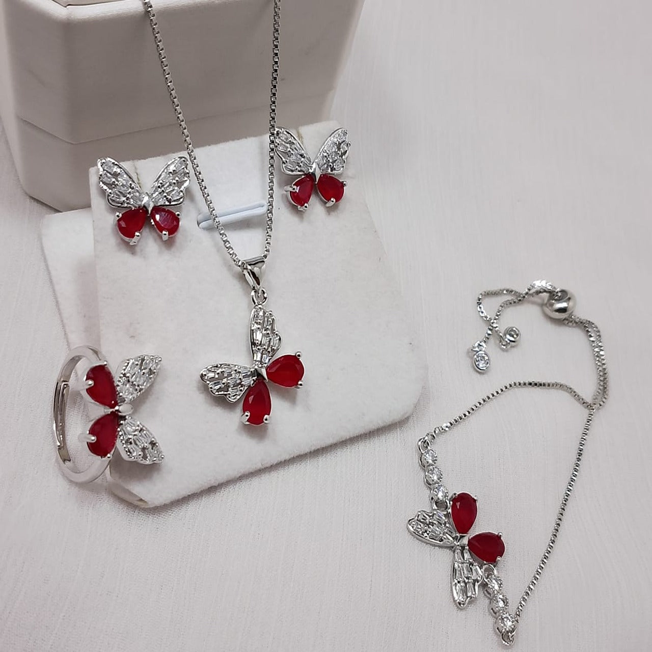 Zarcon butterfly jewelry set