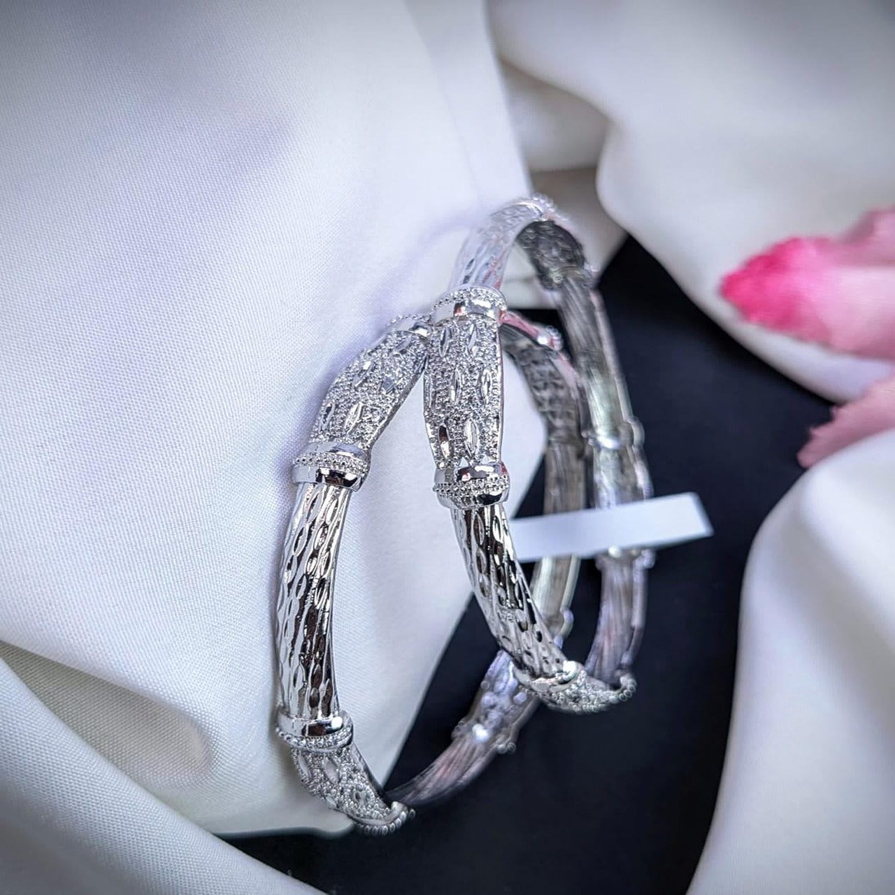 Silver China bangle