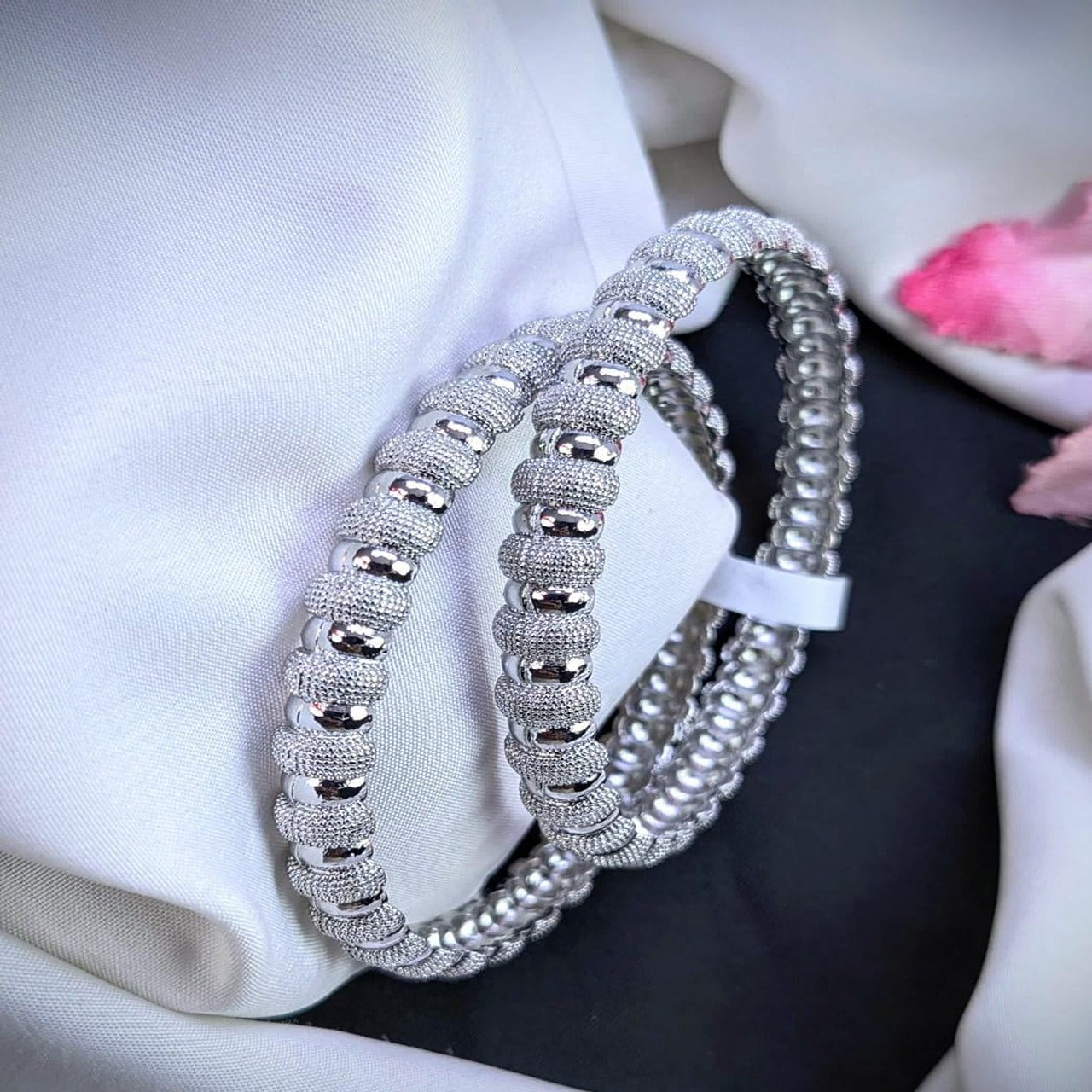 Silver China bangle