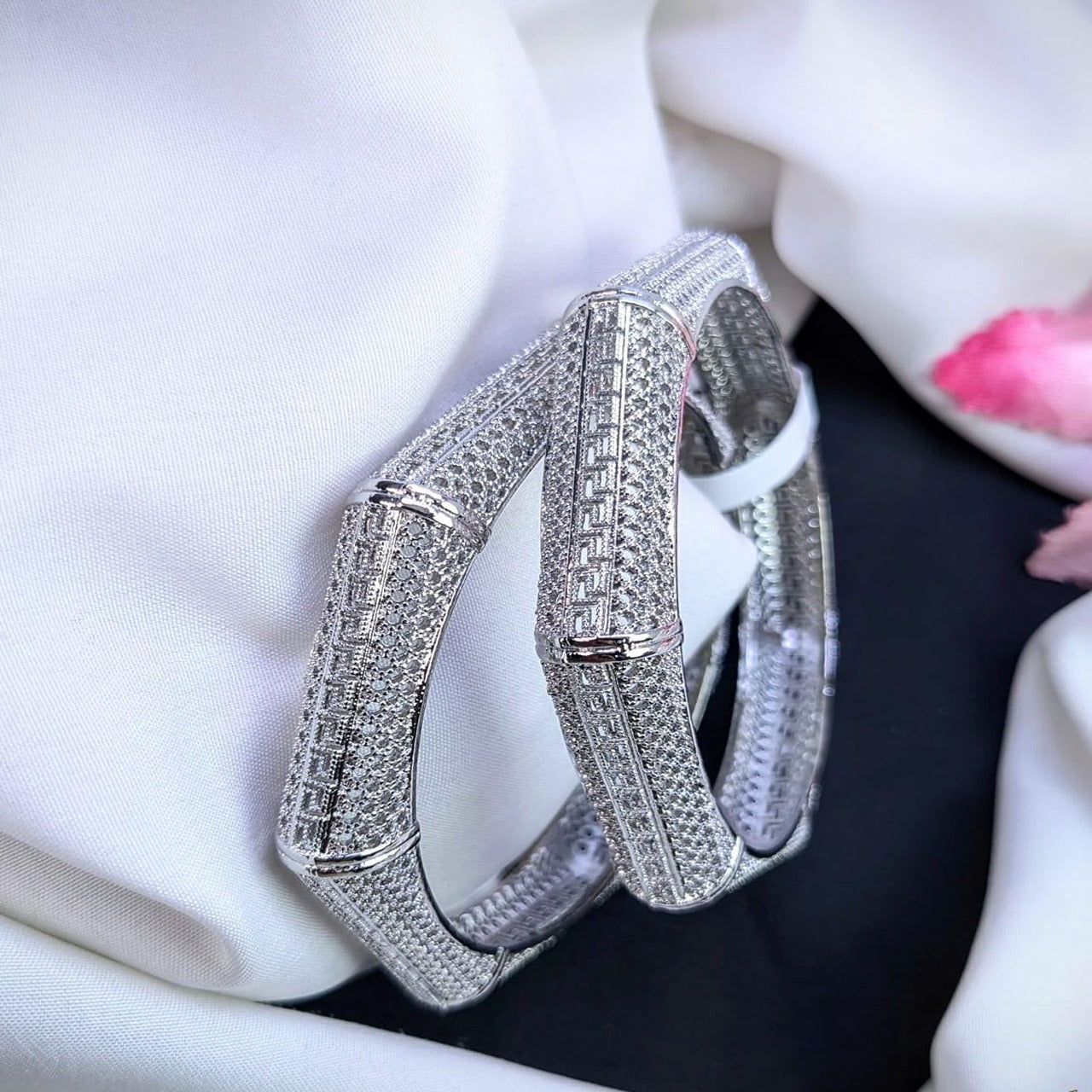 Silver China bangle