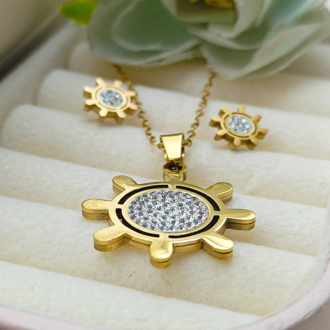 Stainless Steel Locket Set