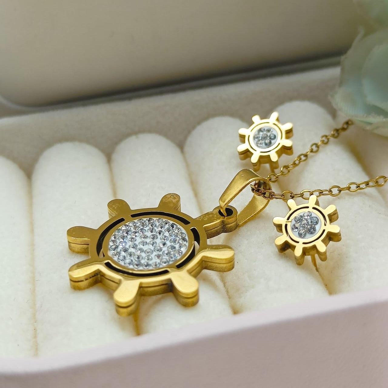Stainless Steel Locket Set